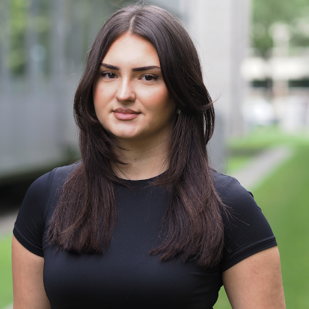 Porträtbild einer KVB-Azubi